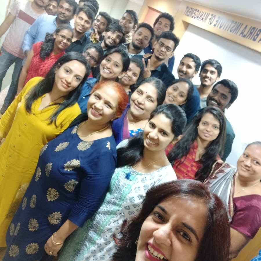 Manasi KG running a college workshop