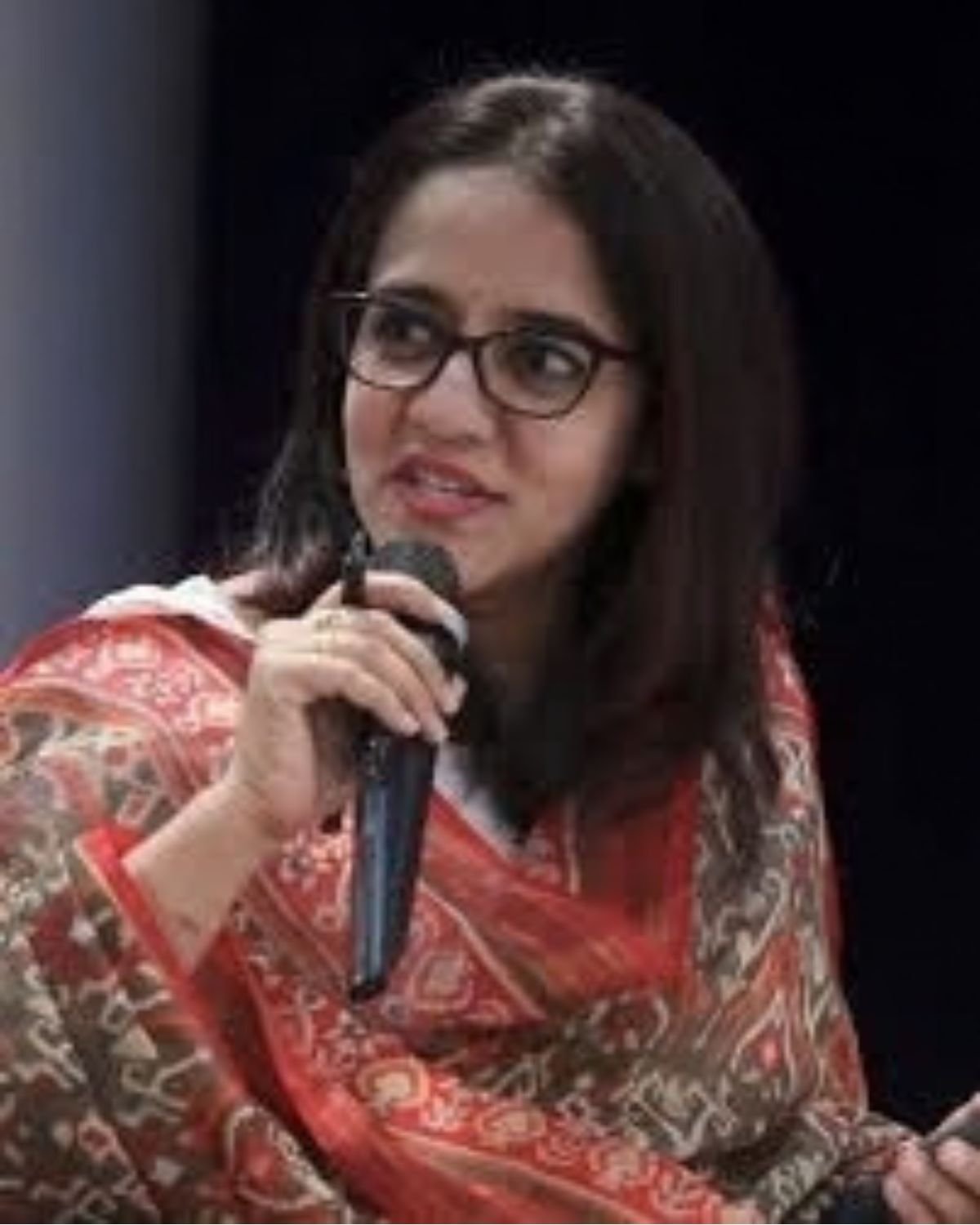 Manasi KG teaching marketing communication